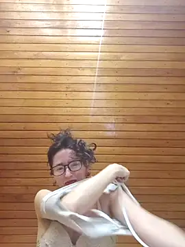 Linda_Hot13 webcam