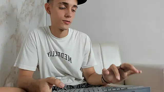 nathan_shimmer webcam