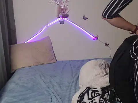 Arabellyxs webcam