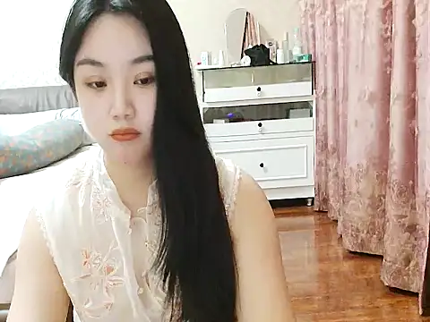 Ruth-01 webcam