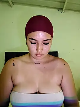hulya_naim webcam