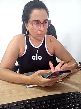 Nadia_samiri webcam