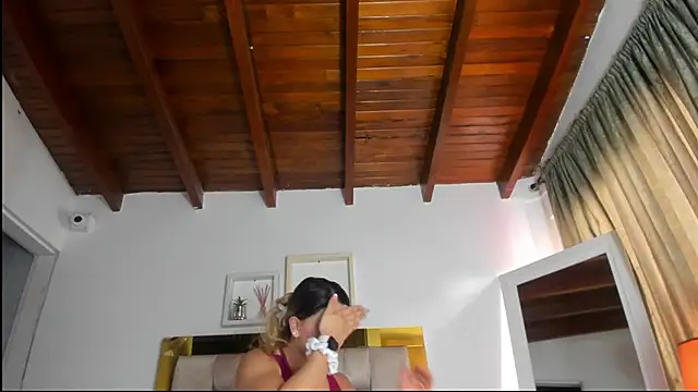 emmy_r webcam