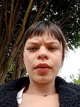 _Isabella-7 webcam