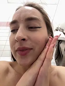 Holly_Play webcam