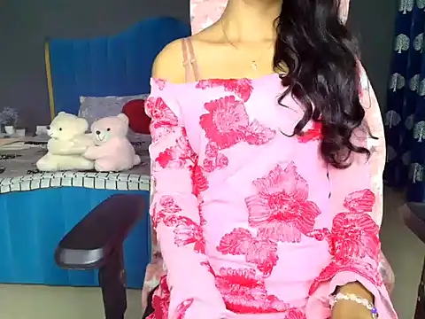 CUTE_princess_143 webcam