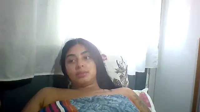Nandinha777 webcam