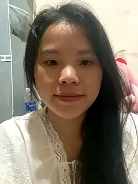 Bella_7777 webcam