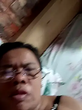 Huge_mama69 webcam