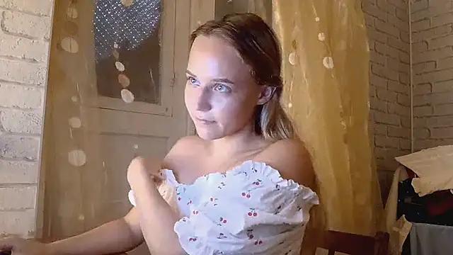 ElisMitchell webcam