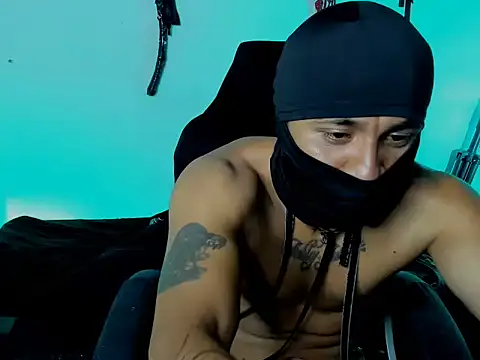 zeus_7777 webcam