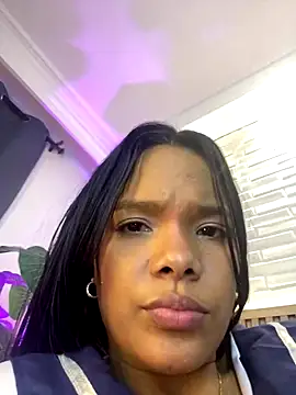 Danielacomez webcam