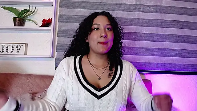 Liaa_Peach webcam