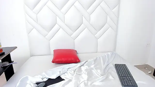 online live sex show Analia18 