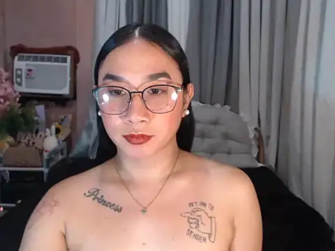 in_yourdreamstarxx webcam