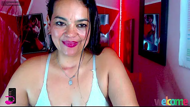 luna_seduce webcam