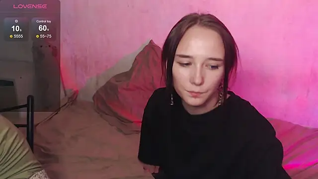 sexy striptease Robin Yourss