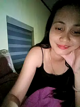 Jun-Mzzz webcam