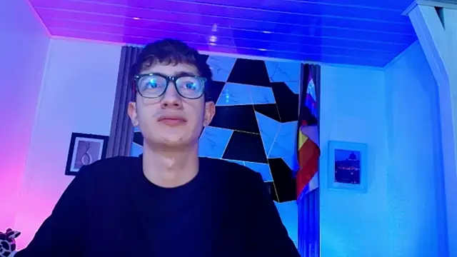 Erik_Osorio webcam