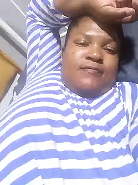 Sexybusty01 webcam