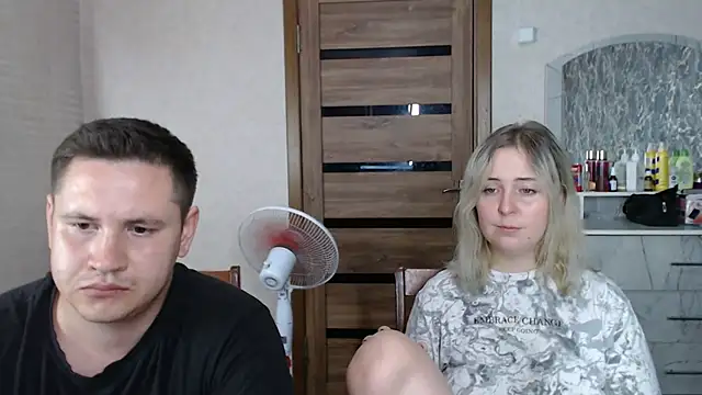 Kristy-Max webcam