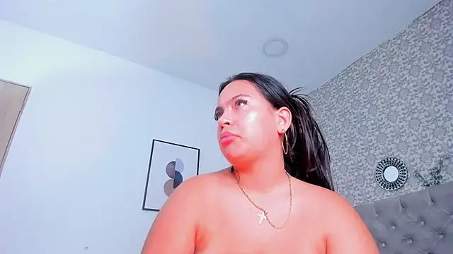 Grace_Hollis webcam