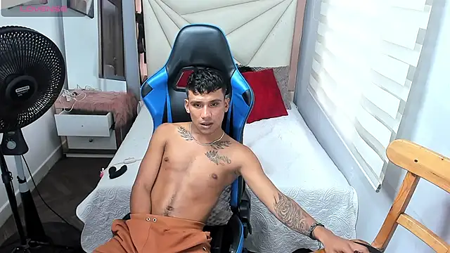 Backsex_boy webcam