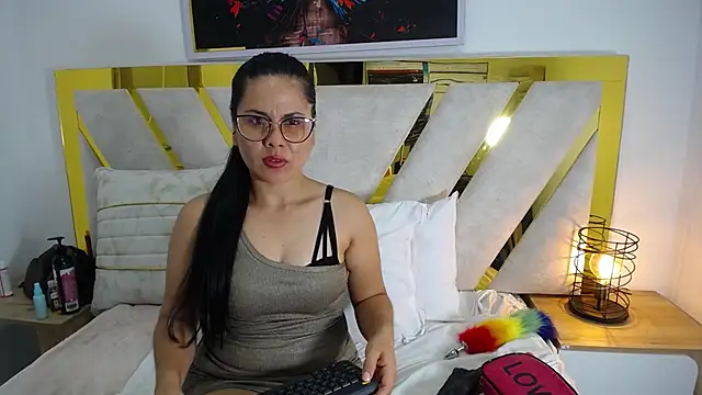 Alison_Martinez webcam