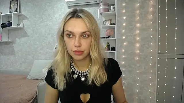 NickyAdamidi webcam