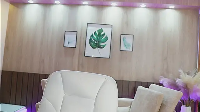 JadeSummerr webcam