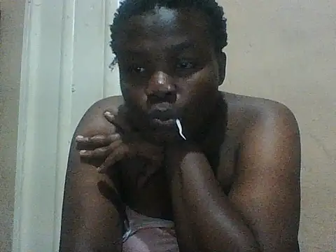 chocolateboobs92 webcam