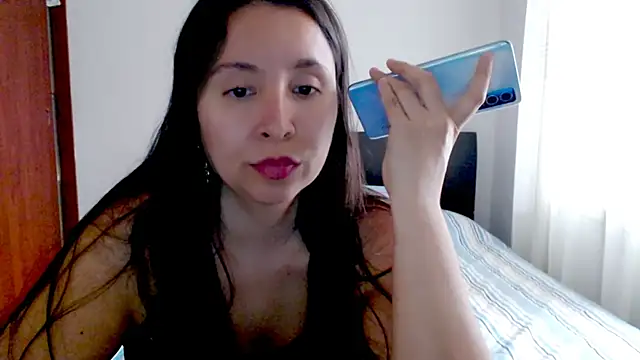 emely_sexx20 webcam