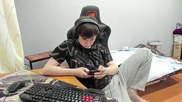iliaskrislove webcam