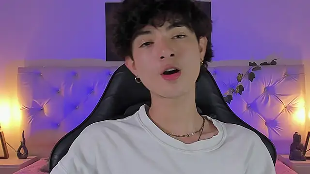 Elliot_younngg webcam