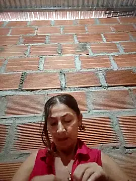 Crazy-Woman-Mature webcam
