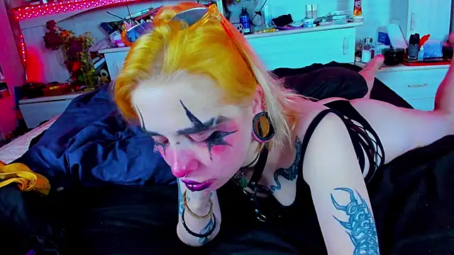 Aru_Koto webcam