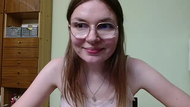 LooveELLYx webcam