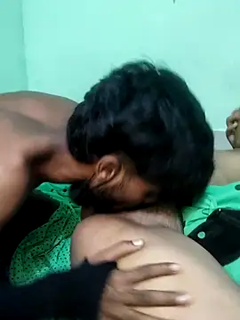 Kannada_sexycouple webcam