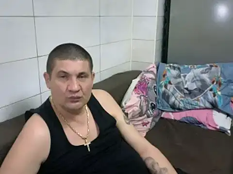 SpartacusDaddy48 webcam