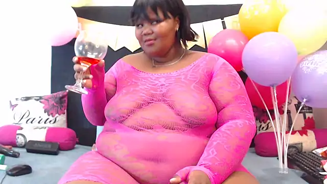 LadyBearX_ webcam