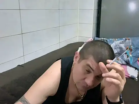 SpartacusDaddy48 webcam