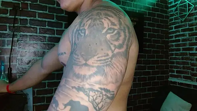 jordan_black_bicock_ webcam