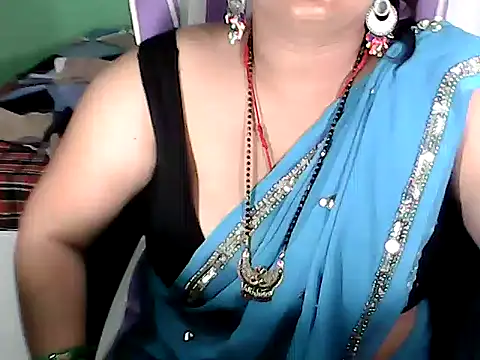 NISHA_JAAN01 webcam