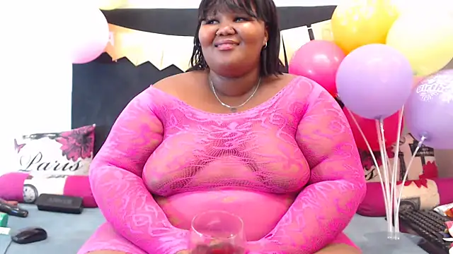 LadyBearX_ webcam