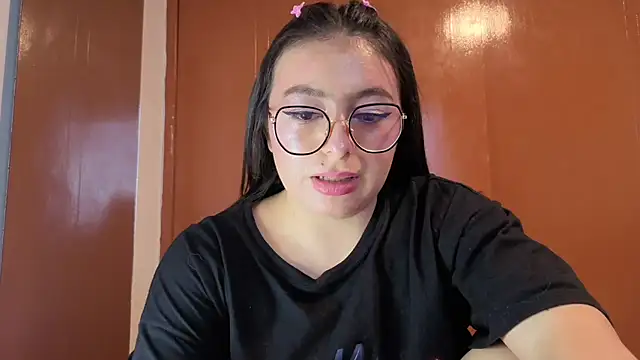 MiaKimky webcam
