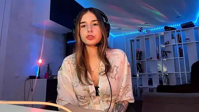 DemonicVibe webcam