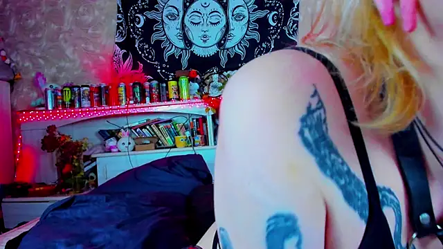 Aru_Koto webcam
