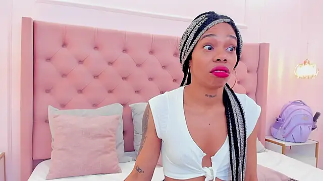 megan_xblack_ webcam