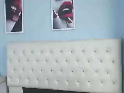 Saly_Moon webcam