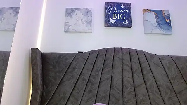 luna_starr69 webcam